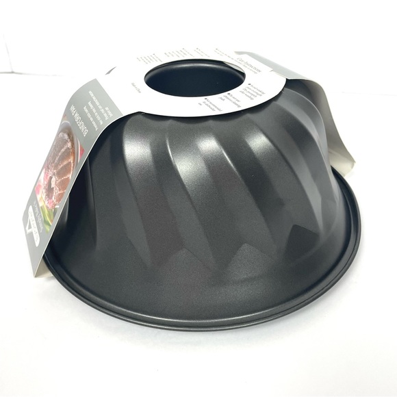 Non Stick Fluted Tube Bundt Ring Cake Pan 9.6” Bundform Pan - Picture 3 of 5